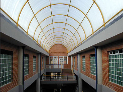 polycarbonate-school-roof12-12.jpg